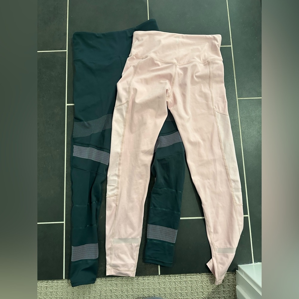 LILYBOD leggings size small in forest green and small in light pink